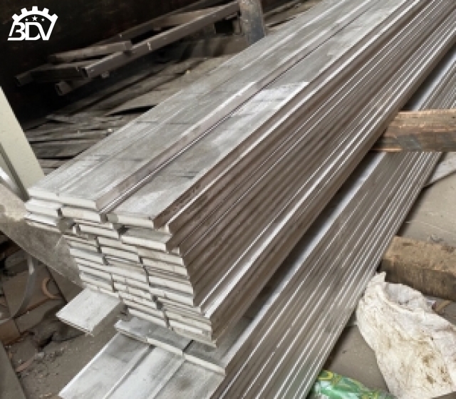 LA CHẶT INOX 304