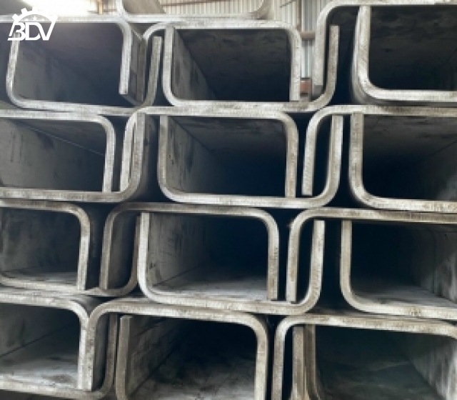U CHẤN INOX 304